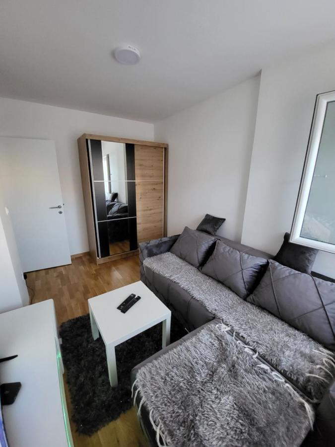Holiday Novi Sad Exterior photo